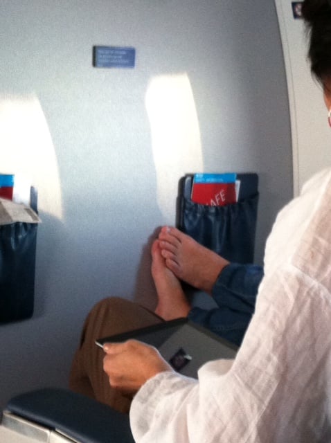 Bare Feet Airline Travel | Minneapolis St Paul