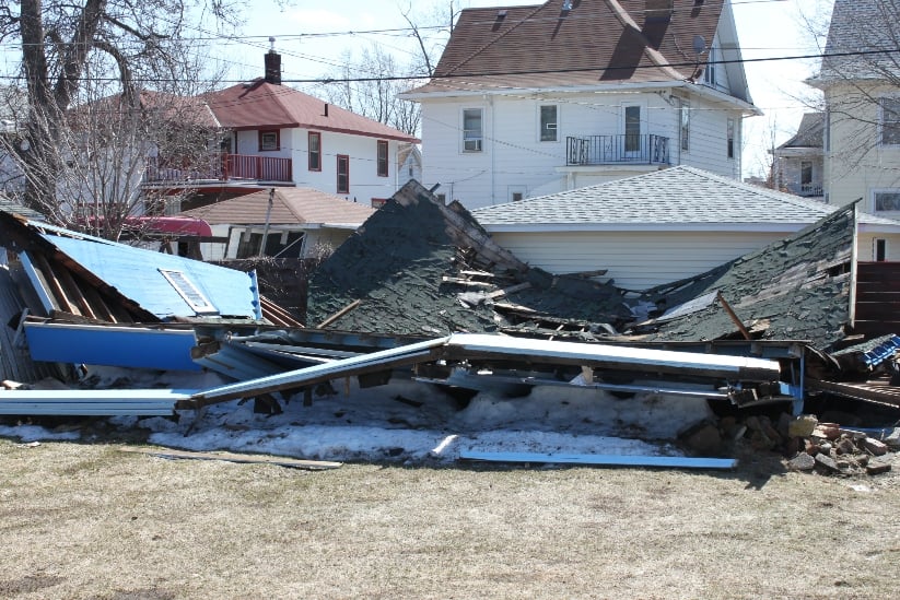 St Paul Garages | Roof Collapse | Garage Builders MN