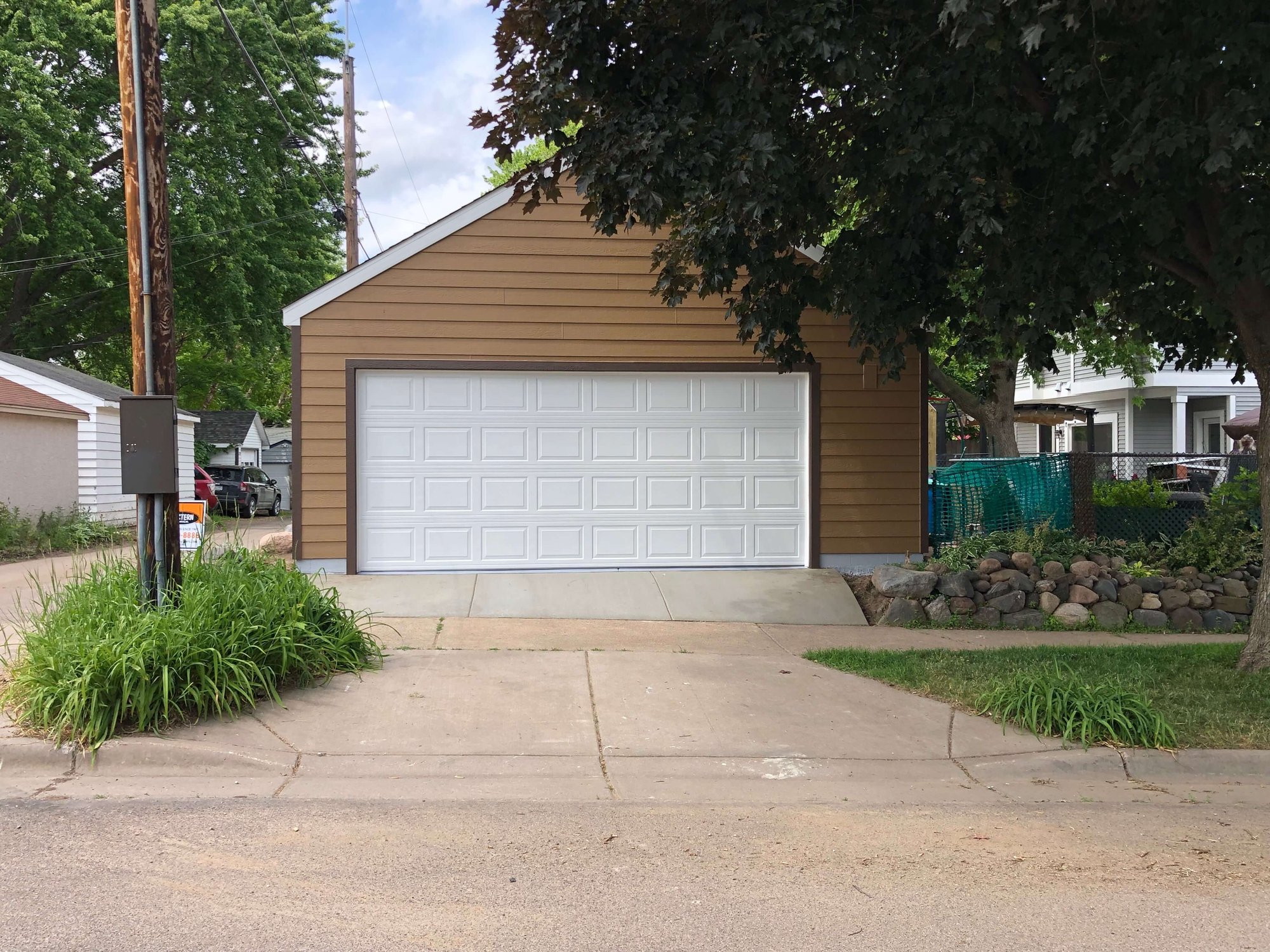 Juliet Ave Saint Paul Garage Build LP SmartSide Lap Siding Narrow - 1 (1)