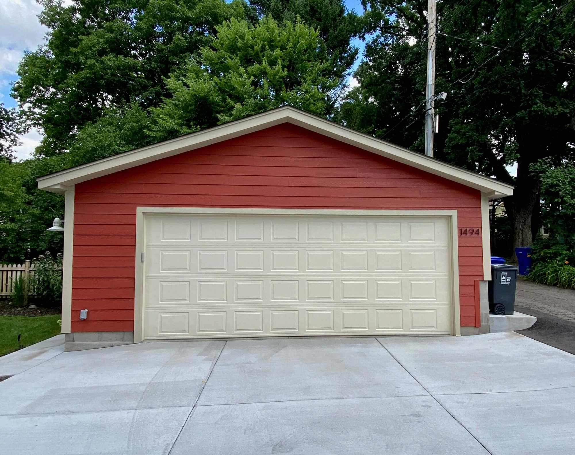 St Paul 2 Car Garage with LP SmartSide - 1